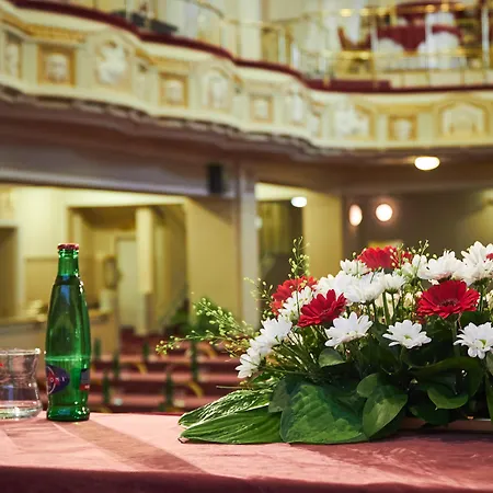 Ambassador Zlata Husa Hotel Praag