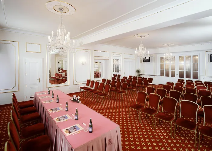 Ambassador Zlata Husa 5*