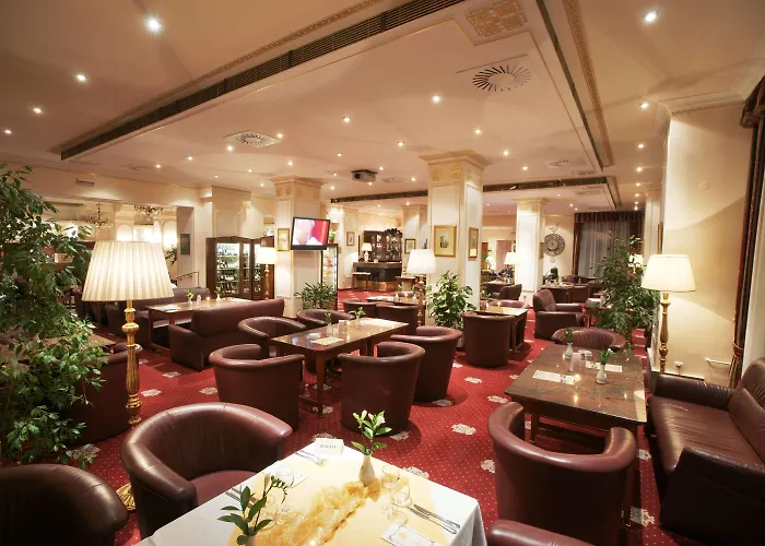 Hotel Ambassador Zlata Husa 5*