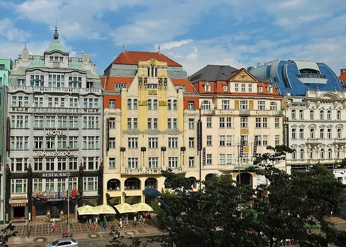 Hotel Ambassador Zlata Husa