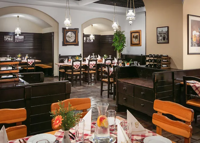 Hotel Ambassador Zlata Husa 5*