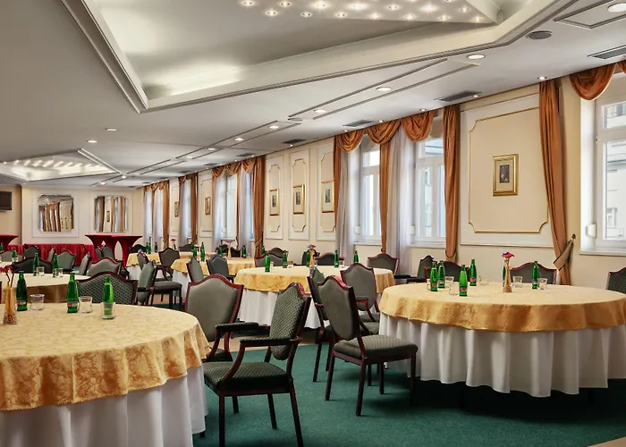 Ambassador Zlata Husa Hotel Praag