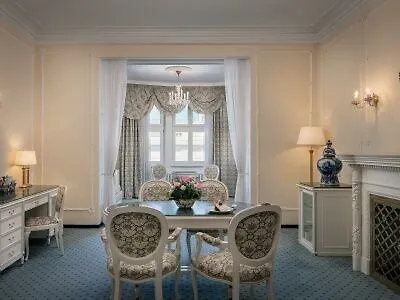 Hotel Ambassador Zlata Husa