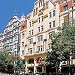 Ambassador Zlata Husa 5*