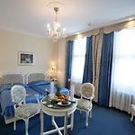 Ambassador Zlata Husa 5* Praag