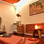 Hotel Ambassador Zlata Husa