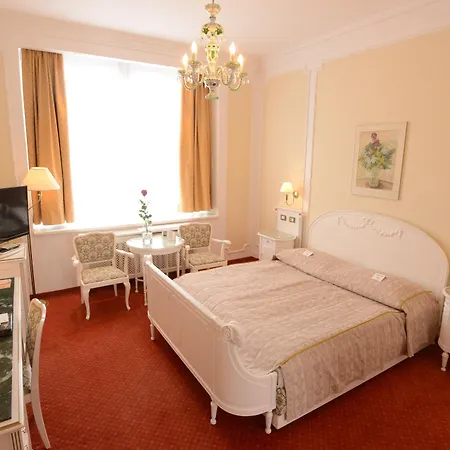 Hotell Ambassador Zlata Husa Prag