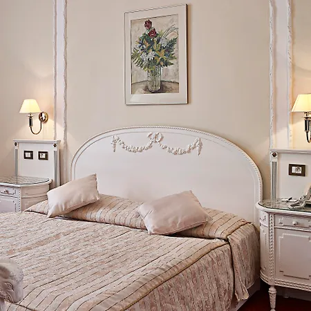 فندق أمباسادور زلاتا هوسا 5*