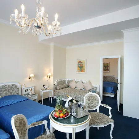 Ambassador Zlata Husa 5*