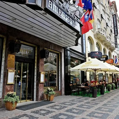 Hotel Ambassador Zlata Husa