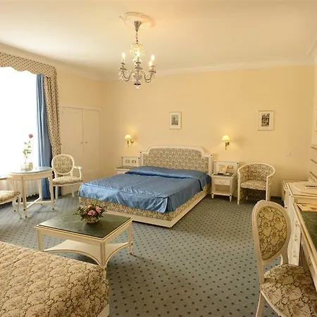 Hotell Ambassador Zlata Husa 5*
