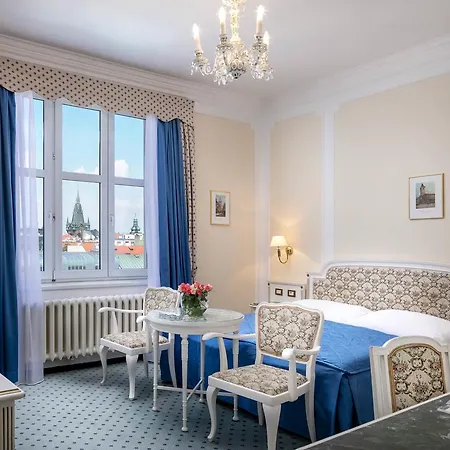 Hotell Ambassador Zlata Husa