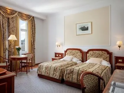 Hotel Ambassador Zlata Husa