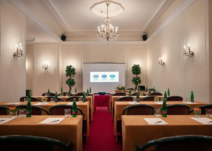 Ambassador Zlata Husa Otel Prag