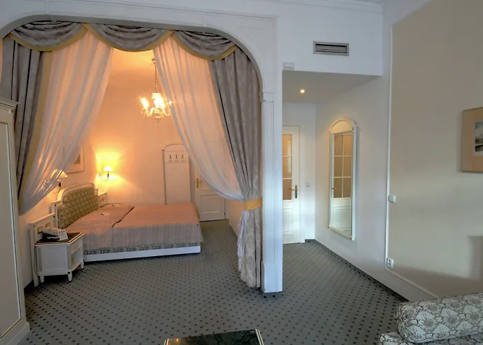 Otel Ambassador Zlata Husa Prag