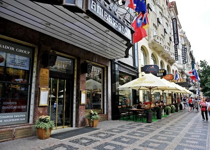 Otel Ambassador Zlata Husa