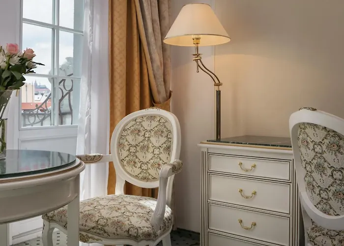 Otel Ambassador Zlata Husa 5*